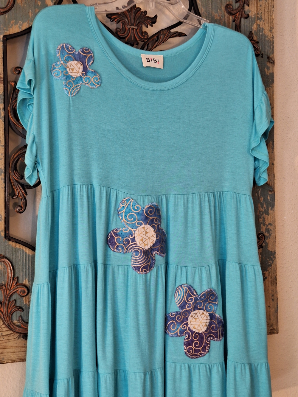 Rework Patchwork BiBi Aqua Tiered Short Sleeve Top. Size S - Picture 4 of 10